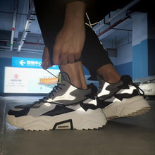 Load image into Gallery viewer, 'OXO HYPE' Wave Runner Sneakers
